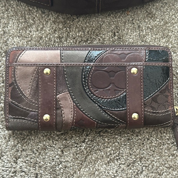 COACH Signature Zoe Mosaic Patchwork Hobo Bag and Wallet - Picture 12 of 14